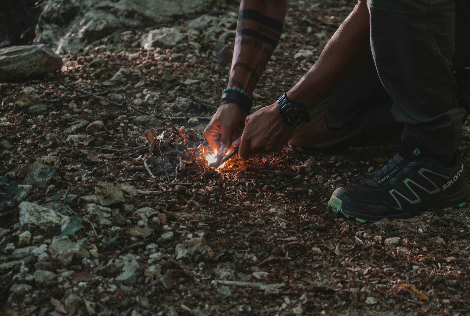 How to Start a Campfire (Even in Wet Conditions)