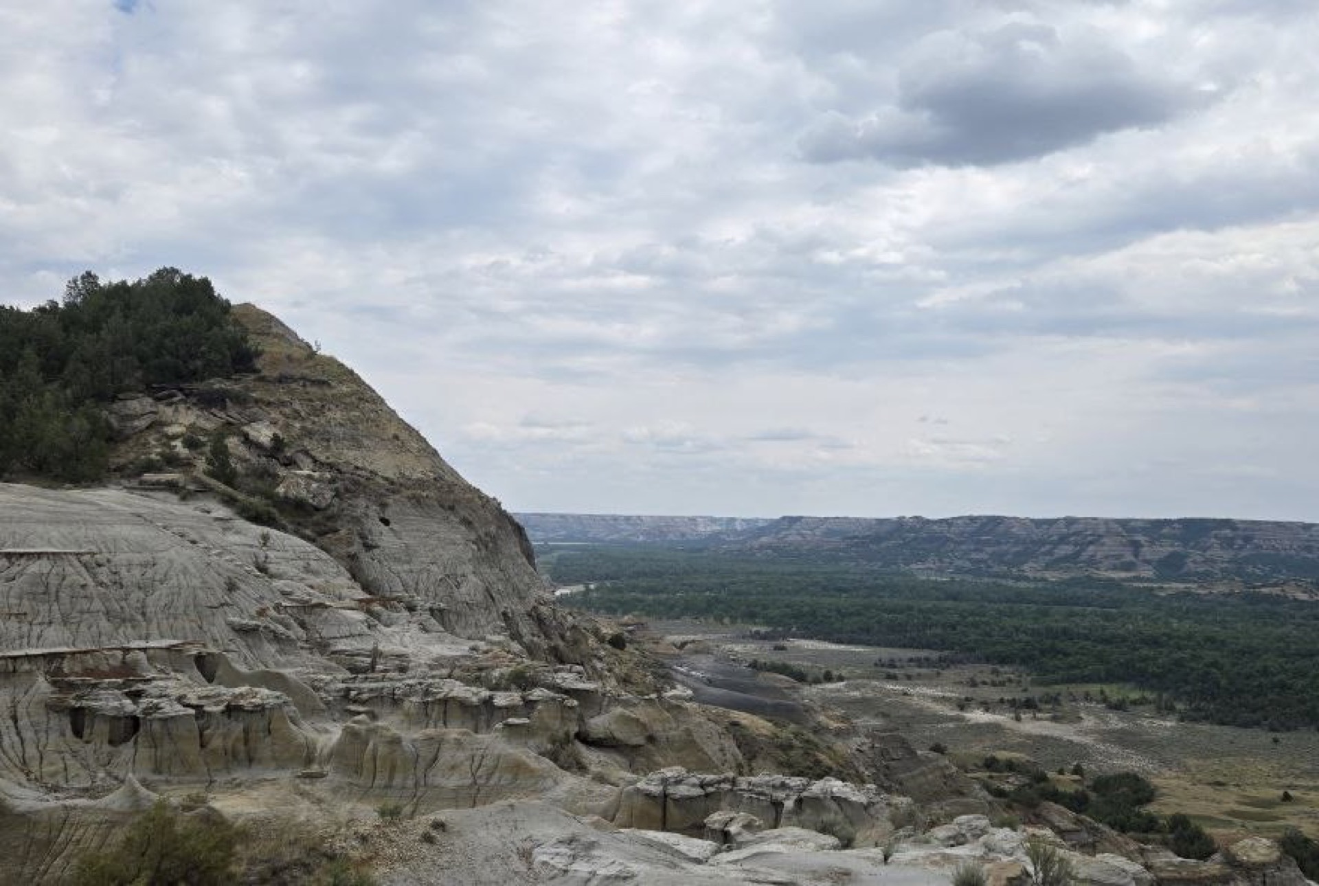 Theodore Roosevelt National Park: Best-Kept Secrets & Must-See Spots